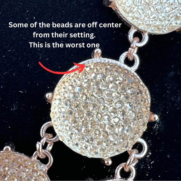 Gold tone unmarked statement necklace - Picture 14 of 15